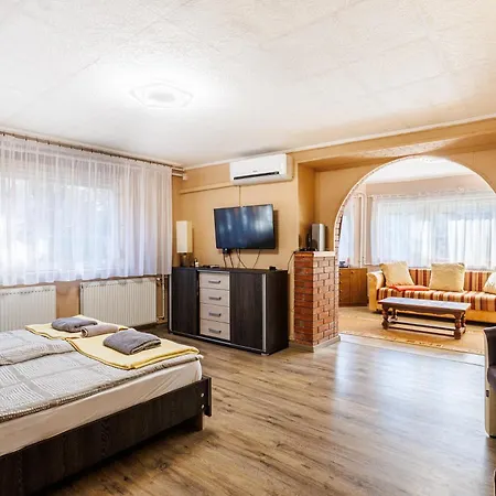 Appartement Vendeghaz-apartman *